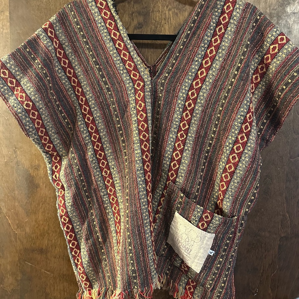 ELEPHANT JUNGLE SANCTUARY Ethnic Style Poncho